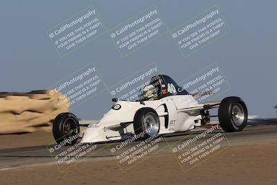 media/Oct-15-2023-CalClub SCCA (Sun) [[64237f672e]]/Group 5/Qualifying/
